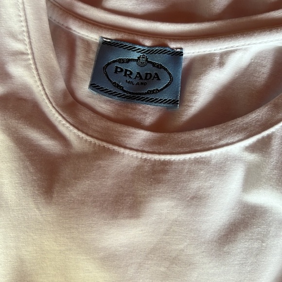 🔺Prada-Milano Woman T-Shirt 🔺 - Picture 5 of 9